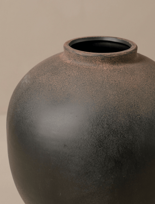 Alia Vase