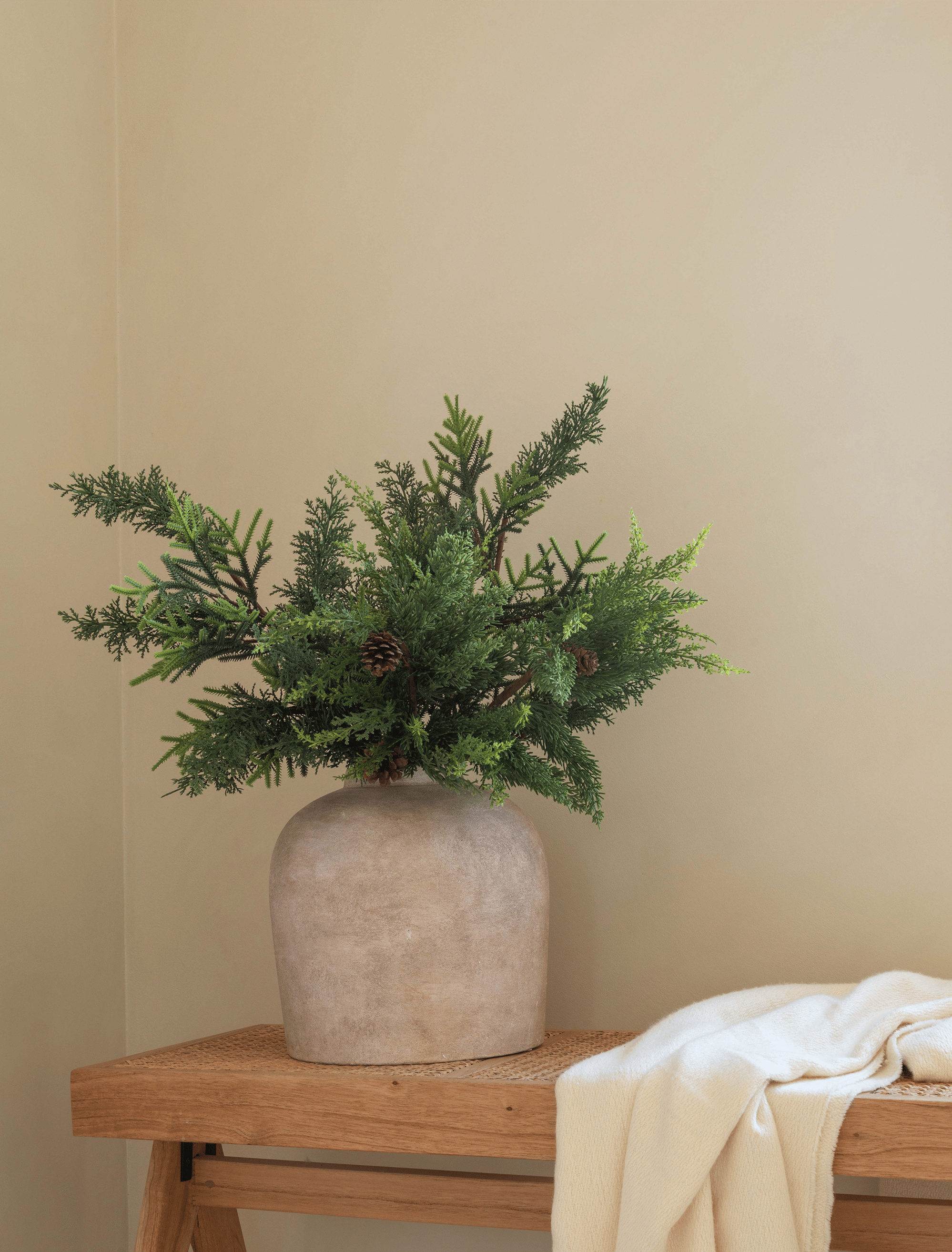 Amor Vase