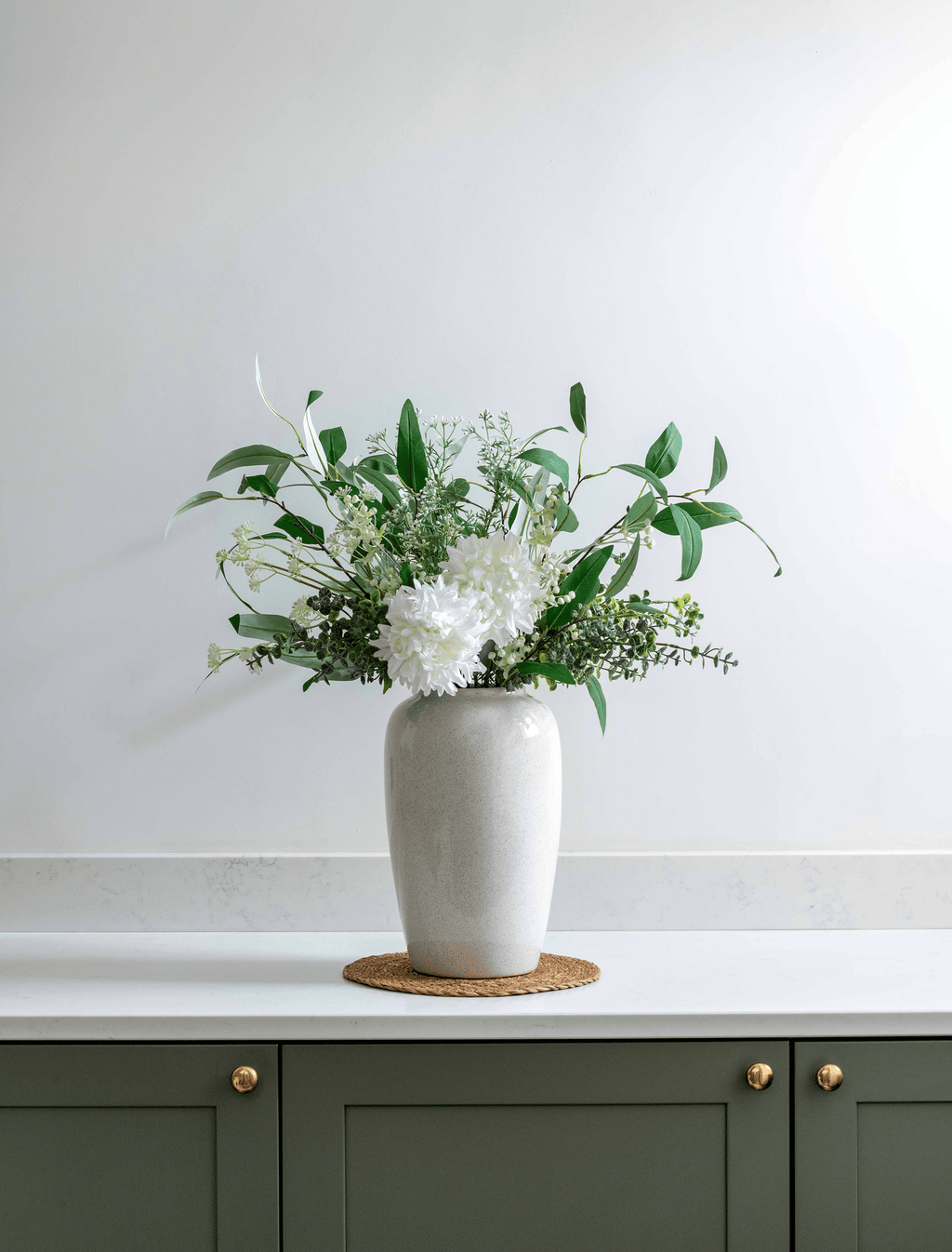 White Dahlia Green