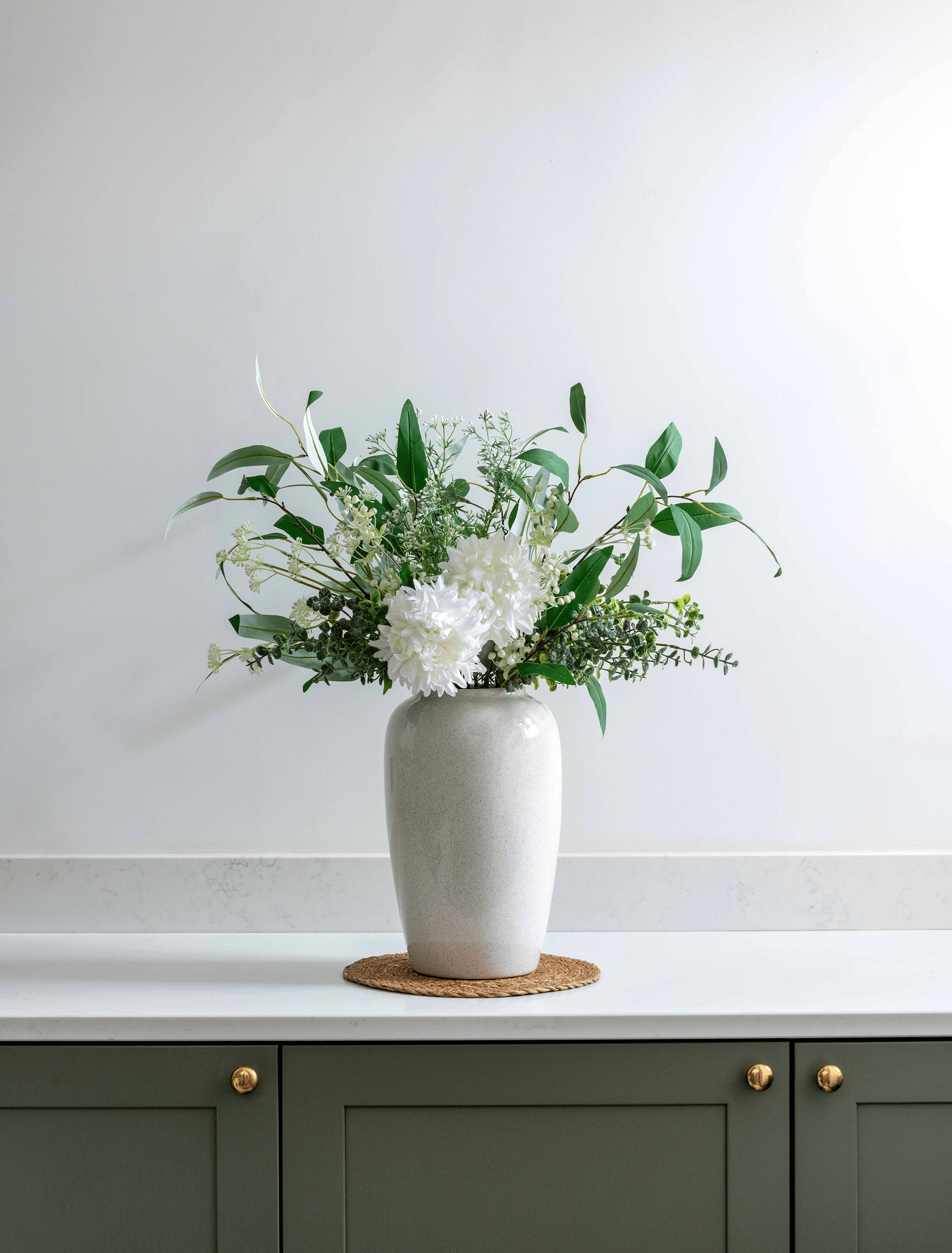 White Dahlia Green