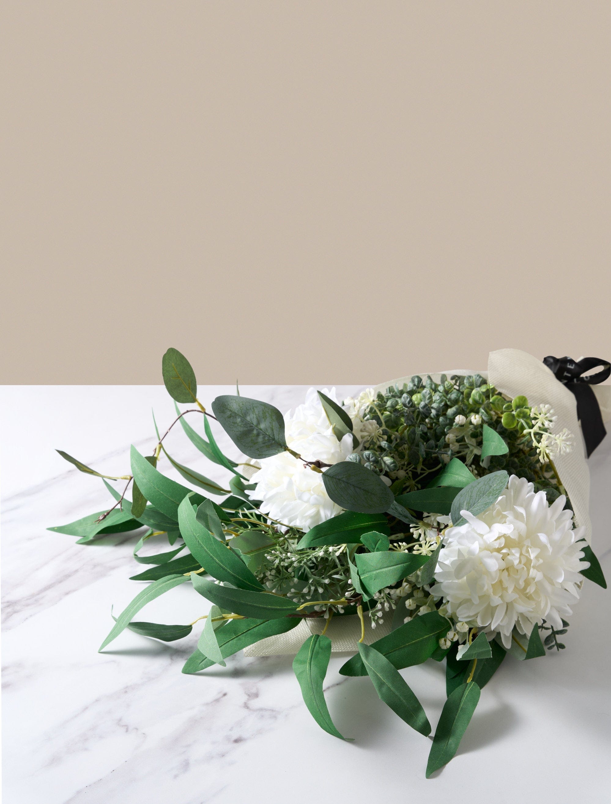 White Dahlia Green