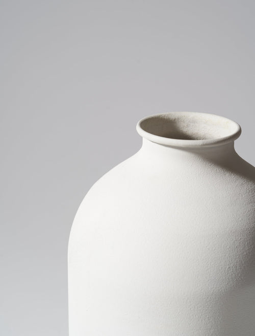 Arlo Vase